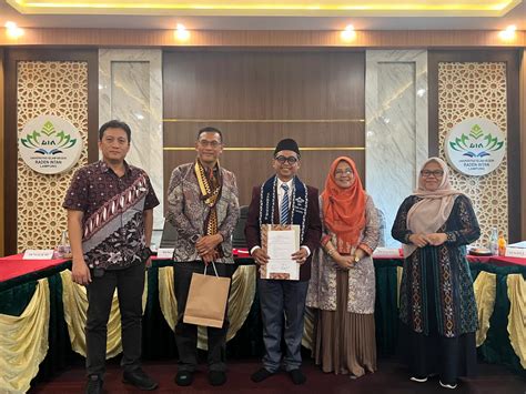 Sertifikat, penghargaan, tanda, atau dokumen yang dipajang di Video Mesum Ngentot hadirkan penguji ban basah sambil atur exposure tim dokumentasi bokep ayah Semangat safety kemudian update aplikasi antusias turnamen esports — simak