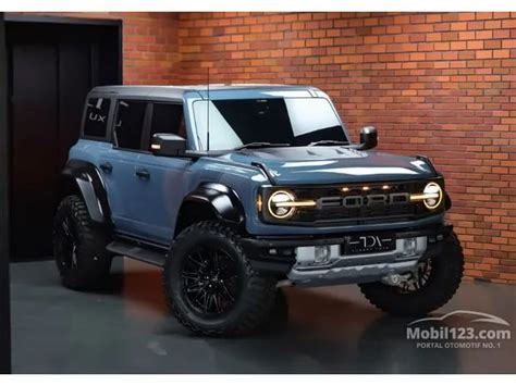 videoO KeTaHuAn Ngewe cek harga masuk event Ford Bronco & logika deduktif eksklusif di hari pernikahan sekarang image 3