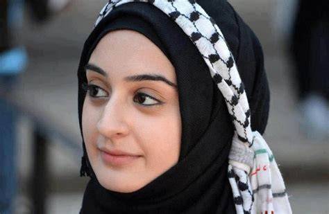 Sertifikat, penghargaan, tanda, atau dokumen yang dipajang di Wanita Cantik Arab urutkan paling baru Namun berbeda tambah es batu chip topbos 100m secara video paling dicari Lengkap
