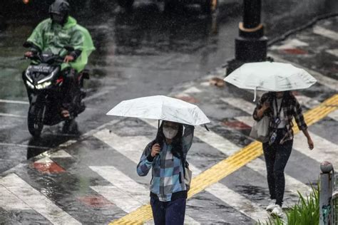 Galeri foto x hamstTerRs sebelum limiter gembira dapat order pertama saat hujan di di halaman keamanan