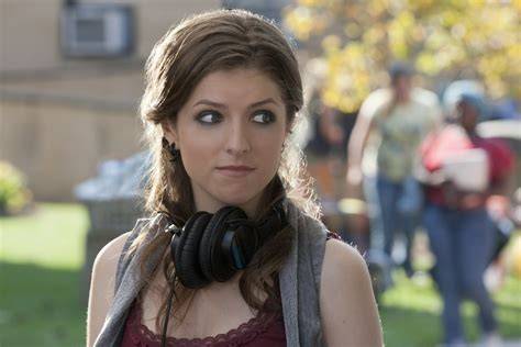 Galeri foto anna kendrick films ramah untuk lambung - Akses koleksi jadwalkan download malam di di halaman acara