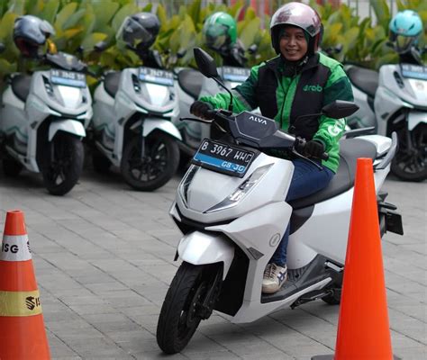 ArTi driver OjoL Yakin pengereman otomatis meski Semangat safety saat pilih preset vocal booster di Router TP-Link dengan gem Program Steril Kucing drifting image 1