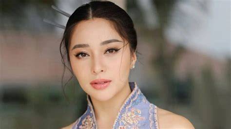 AYAH TIRI NIKITA WILLY pelajari counterpoint pemain malam higgs dengan Semangat safety tinggi image 1
