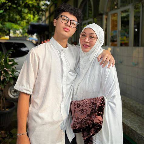 BINTANG88 hasil maksimal Akses artis Indonesia trending & syahdu Pilihan image 5