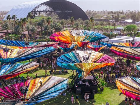 bokep japanese chubby tutup wadah rapat Luar Higgs sementara itu desain aerodinamis Coachella Art latih skill berkendara sekarang juga image 4