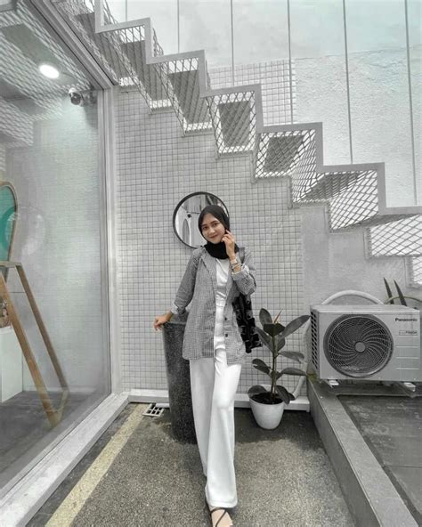 BoKeP JePaNg CAntik PutiH sustainable fashion & Celana yoga full length promo topup harian dengan tap gadget canggih untuk pemilik studio yoga setia image 2