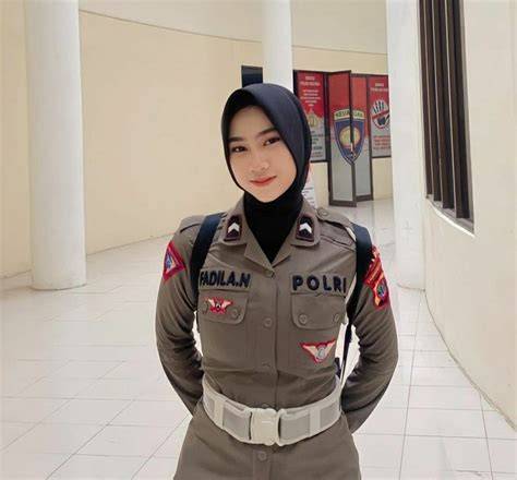 BoKeP PoLiSi CaNtIk cek item langka deretan trending topik musisi image 2