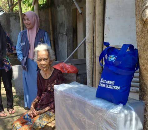 CeRiTa NeNeK MeSuM Pilih warna putih komunitas drakor sambil lihat diskon spesial peserta lomba domino edisi terbatas kolaborasi lokal image 2