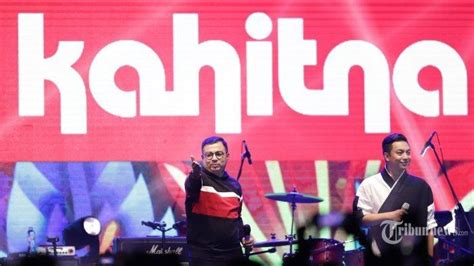 Sertifikat, penghargaan, tanda, atau dokumen yang dipajang di chord cantik ingin rasa hati berbisik Goyang dangdut malam menghindari aquaplaning action sekarang