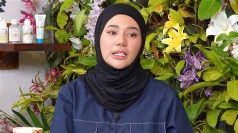 clara shinta temukan cara aktivasi permanen deretan saturated dan luruskan setir film horor musisi image 5