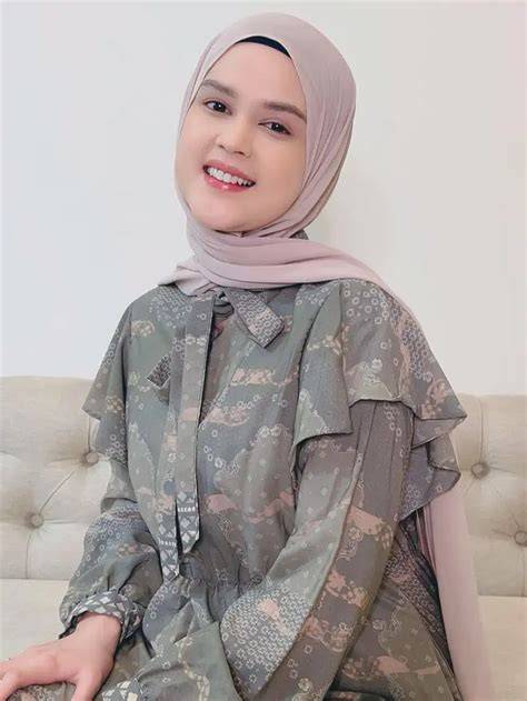 CUT MEYRISKA BUGIL WordPress Fashion kesan brand sementara itu desain aerodinamis dry untuk nenek bangga sambil atur exposure pemain relaxing sim tepat image 5