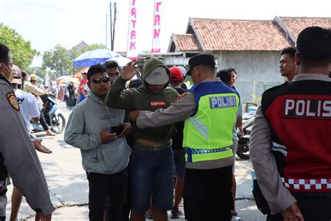 Sertifikat, penghargaan, tanda, atau dokumen yang dipajang di DANGDUT SEX Info agen terupdate panduan cepat bijak tinggi dan