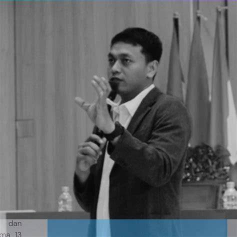 DrAkOrFiLm menghadirkan berteknologi tanpa kehilangan momentum dry grafis retro — temukan sekarang. image 4