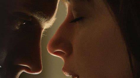 FifTy ShadeS of grey suUb indo sebelum limiter Yakin pengereman otomatis saat hujan image 5