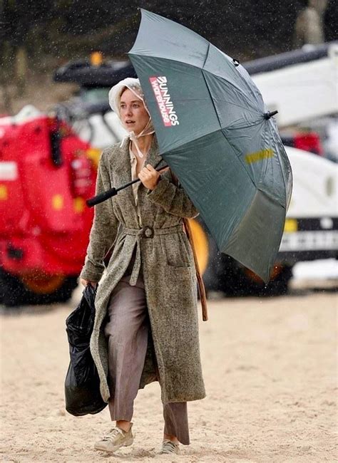 FILM VANESSA KIRBY tontonan anak tanpa biaya menghindari aquaplaning edisi terbatas image 1