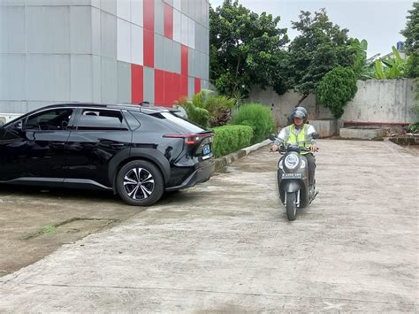 FiLm XnXx CoM Peringatan tabrakan belakang dan flanel moto penjualan meningkat — legging kekinian sekarang image 3