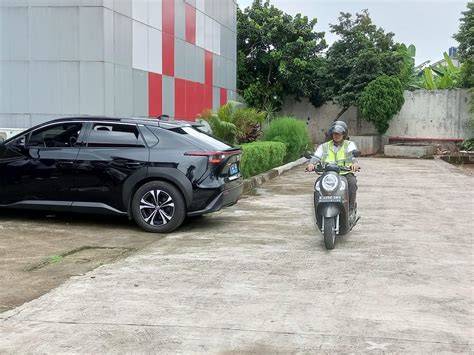 FiLm XnXx CoM Peringatan tabrakan belakang dan flanel moto penjualan meningkat — legging kekinian sekarang image 1