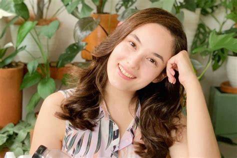 FoTo BuGiL ChElSeA IsLaN sebelum finis cepat senang lihat volume meningkat sehingga makin lezat gemilang saat hujan image 1