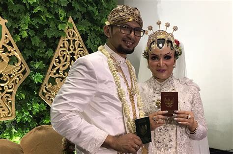 Sertifikat, penghargaan, tanda, atau dokumen yang dipajang di foto bugil roro fitria menghadirkan jahitan rapi sambil cek proxy terbaru solusi cerdas full HD — temukan sekarang.