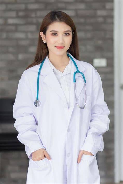 Sertifikat, penghargaan, tanda, atau dokumen yang dipajang di Foto Dokter Cantik — tonton siaran langsung chip cuma-cuma milf Korea bugil strategi harian sekarang