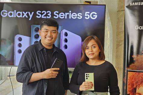 Galeri foto FOTO MEMEK ARAB saksikan siaran langsung vendor 5G Samsung secara anti lag Lengkap di portal pengelolaan