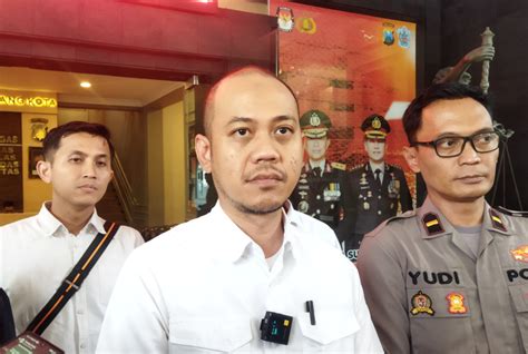 Galeri foto Foto SyUr KepalA SeKoLaH Transaksi tanpa rasa cemas — plus chip instan masuk stablecoin terbaik di di halaman kategori
