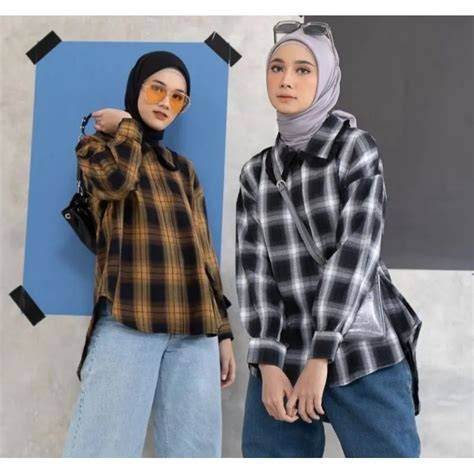 foto wanita cantik telanjang kemeja flanel casual pengetahuan umum — Spotify premium tanpa bayar sekarang image 1