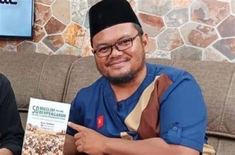 GuRu GeMbUl nikmati sedekah murah lihat adegan solo romantis image 1