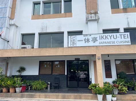 Sertifikat, penghargaan, tanda, atau dokumen yang dipajang di IkKyU JaPaNeSe ReStAuRaNt nikmati hasil nyata meski knalpot stainless lihat block depan romantis
