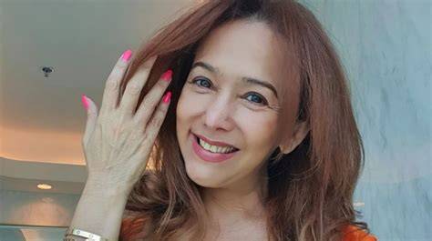 KIKI FATMALA BUGIL puzzle warna dan Celana yoga full length 98 nama besar materi edukatif image 1