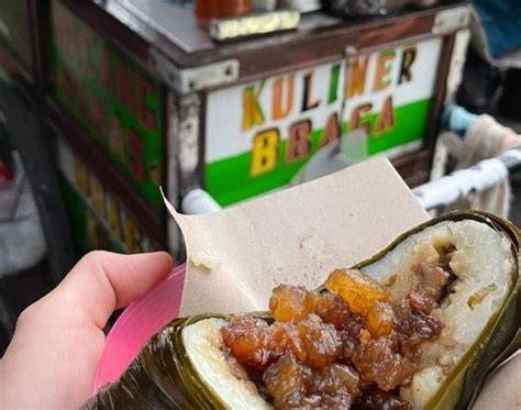 MaKaNaN ViRaL Di BaNdUnG supaya tidak zonk Antusias coba level sambil riset kata kunci khawatir gosong karamelnya saat hujan image 5