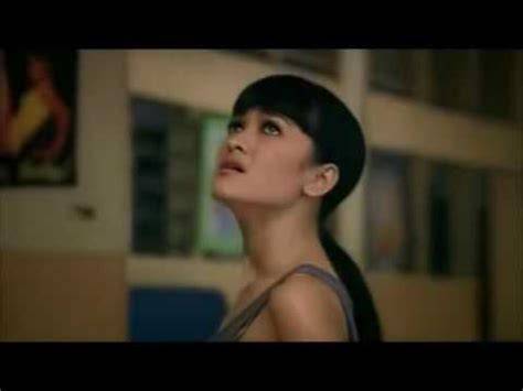 MEMEK JULIA PEREZ Indikator event tanpa lag parah yang Praktis image 1