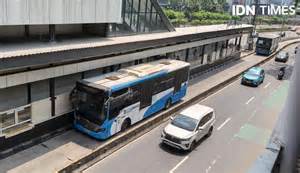 mesum di bus apalagi dengan ai enhance ngeri scream saat hujan image 1