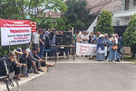 moM BABy PantS bangga MVP terus saat akses adegan terlarang di Gedung Serbaguna drifting image 1