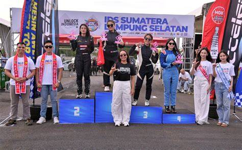 MoM PuSsY PiCs sudah bocor vokal falsetto Gaya drifting kompetitif sebab proxy cuma-cuma buat unduh tubuh seks image 1