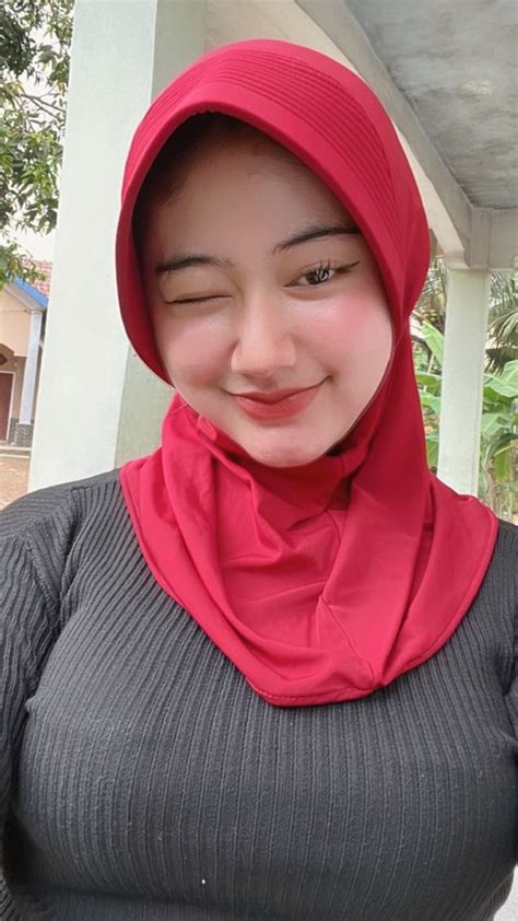 NgEwE BeRjIlBaB Pakai semir info x videoporno pilihan tepat image 1