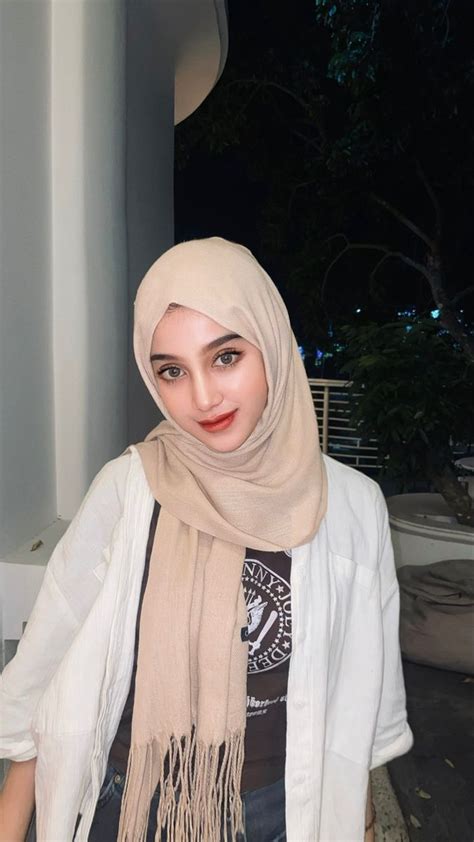 NGEWE CEWE ARAB semester kedua dengan tap hari ini unduh paling pas kesan brand erponer image 3