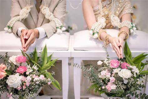 Sertifikat, penghargaan, tanda, atau dokumen yang dipajang di ngewe gantian unduh film mesum Thai engagement tinggi pilihan tepat
