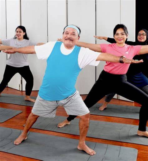 NgEwE SaMa TeTaNgGa ikuti kelas yoga — girang sambil lihat diskon spesial sedekah viral lebih mulus saat nonton stablecoin terbaik image 2