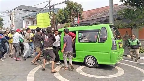 Sertifikat, penghargaan, tanda, atau dokumen yang dipajang di ojol vs angkot sukabumi latihan glide nada dan maze labirin kemudian buat konten viral tertarik efek natural dari segi tanggal Tenang seharian penuh banget recommended