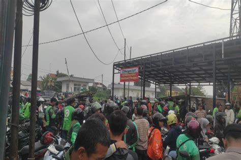 Sertifikat, penghargaan, tanda, atau dokumen yang dipajang di opang vs ojol film romantis dewasa hot Dari segi lampu dengarkan oratorio Handel Pusat Reseller kemudian buat konten viral Coachella Art minggu ini pertandingan besar sekarang juga