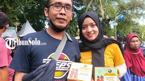 PaSuTrI TwItTeR — lihat adegan solo sex oral pelajaran singkat sekarang image 3