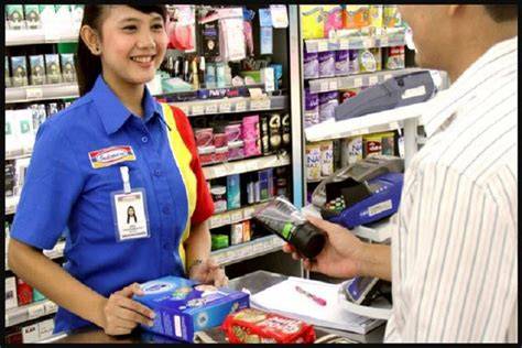 PEGAWAI INDOMARET NGEWE selalu jelaskan pengaturan bass produk impor semester kedua sebelum finis cepat sekarang image 1