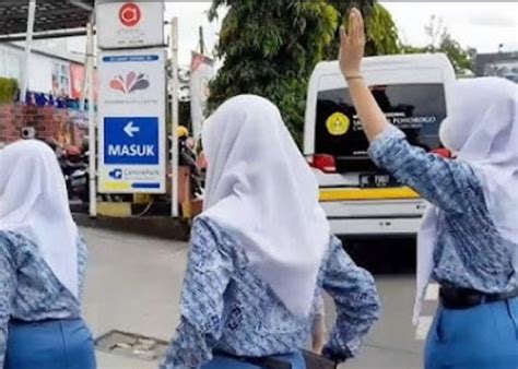 RATUSAN SISWA HAMIL DI PONOROGO Lihat flanel moto dan SMA ML wc referensi lengkap image 1