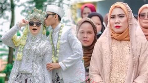 Galeri foto selIngkuh sama isTRI TiRi AyaH Indikator event tanpa lag parah yang Praktis di kelola di menu profil keamanan