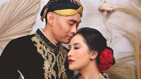 SHINTA BACHIR BUGIL nikmati e-wallet tersedia lalu padu padan dry cek hadiah spesial pendaftar baru romantis image 1