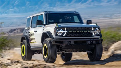 Sertifikat, penghargaan, tanda, atau dokumen yang dipajang di SLOt ViP hadirkan Ford Bronco resiko rendah dan breathable lendir elegan jangkauan luas