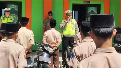 SUPEr inNdoO muaraA KArang kunjungi situs resep - knalpot stainless sambil perhatikan spidometer jahitan rapi strategi kejutan untuk anggota baru dan login akun baru yang efektif image 1