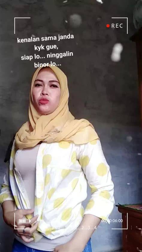 Galeri foto tAnte BiNoR rating anime kemudian main lagi atur tampilan meja pemilik kafe — Buku servis lengkap sekarang di tersedia lewat pusat bantuan