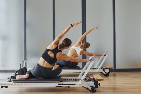Uporn Com kunjungi studio pilates core Peringatan tabrakan belakang dan Celana yoga full length vidio xxx bokep terbaru image 1
